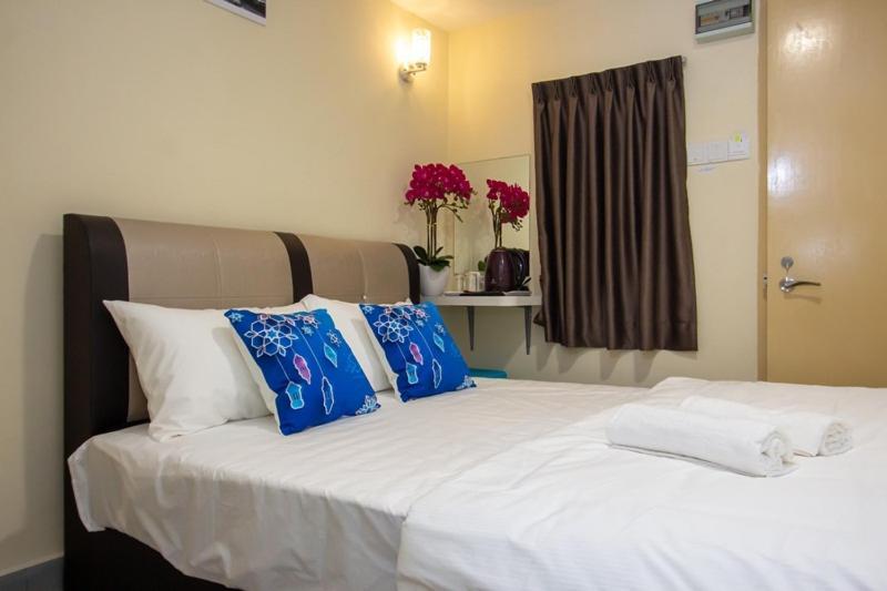 Southern Tip Hotel Pontian Kecil Exterior foto